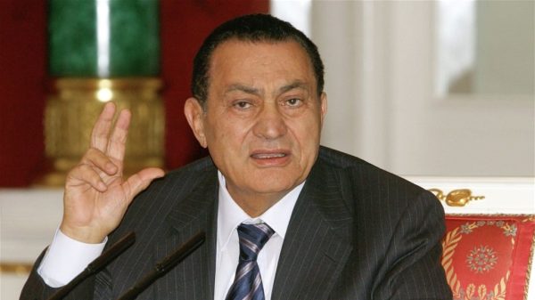 تسريب صوتي لـ مبارك يكشف خطة نتنياهو لتوطين الفلسطينيين في سيناء