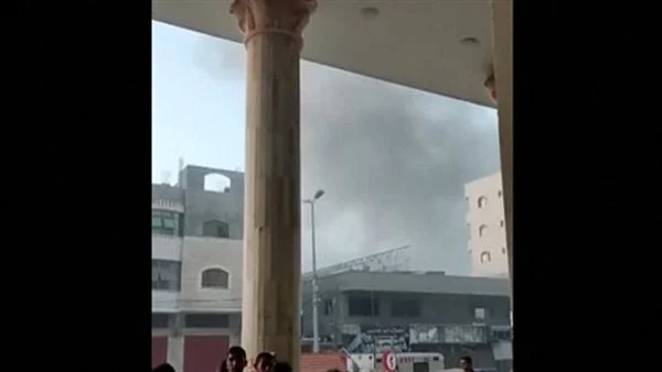 بالفيديو .. قصف مدفعي إسرائـ ـيلي في محيط مستشفى القدس بـ غزة